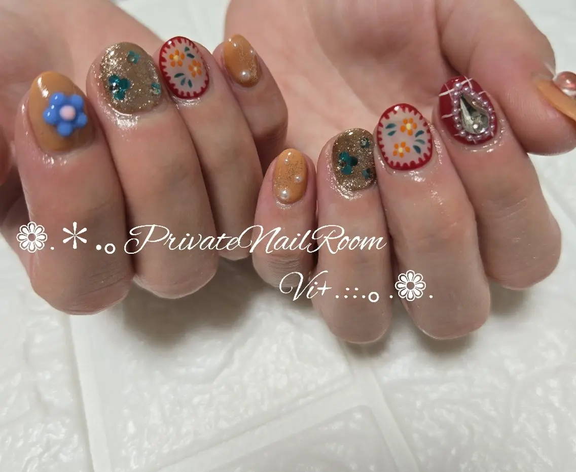 ネイル ハンドネイル Nail Room Vi+のネイルデザイン