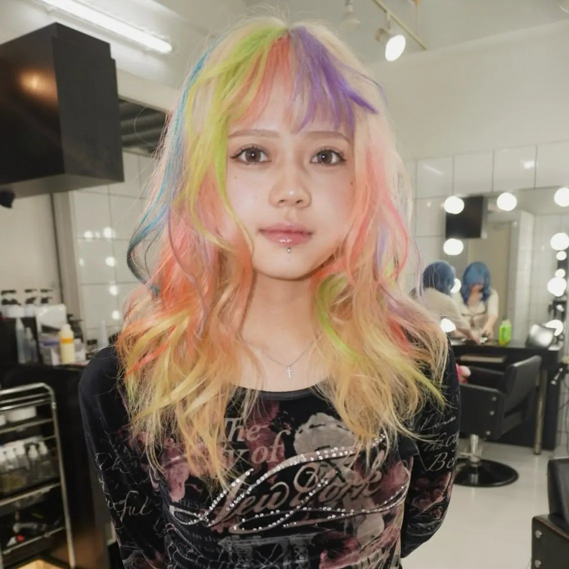 ロング カラー ヘアアレンジ MIYU/ケアブリ ーチカラー／デザインのヘアスタイル