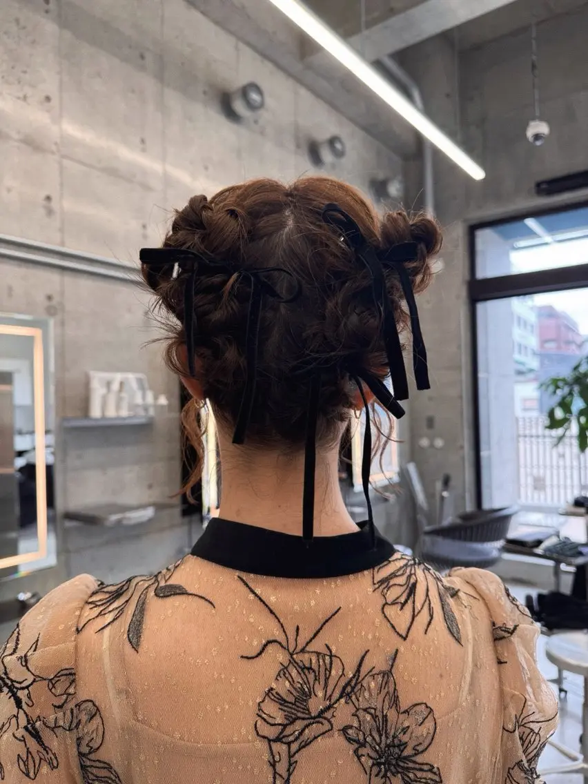ミディアム ヘアアレンジ 浴衣 ヘアセット saki｜透明カラー ドライパーマ.パーマのヘアスタイル