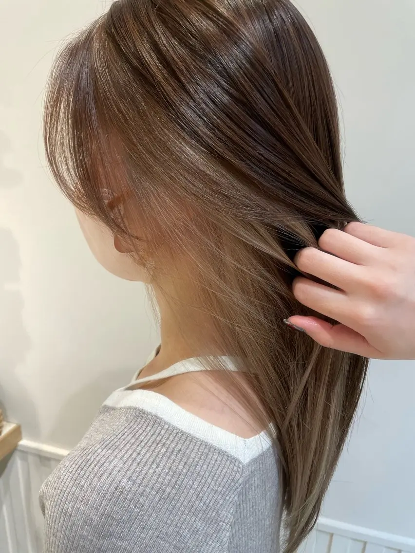 セミロング パーマモデル 募集中🦢渡邉のヘアスタイル