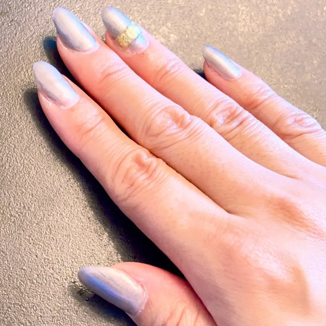 ネイル マグネットネイル シルバー MYu Beauty Salon  MAIのネイルデザイン