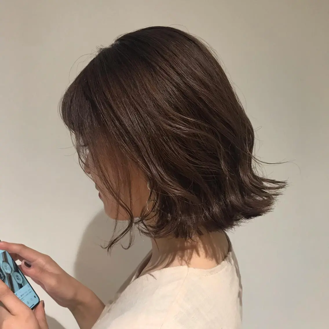 ミディアム カラー ベージュカラー ミルクティーベージュ ピンクカラー 神奈川大学最寄り白楽 三本松巧のヘアスタイル