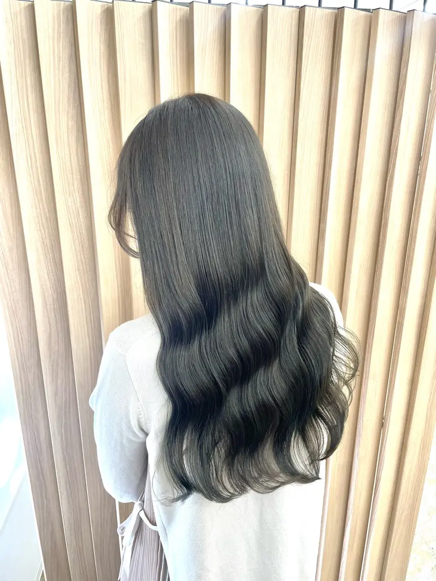 ロング カラー ヘアカラー トリートメント 透明感・暗髪 梅田・増田のヘアスタイル