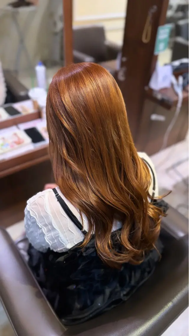 カラー 神野 流嘉のヘアスタイル