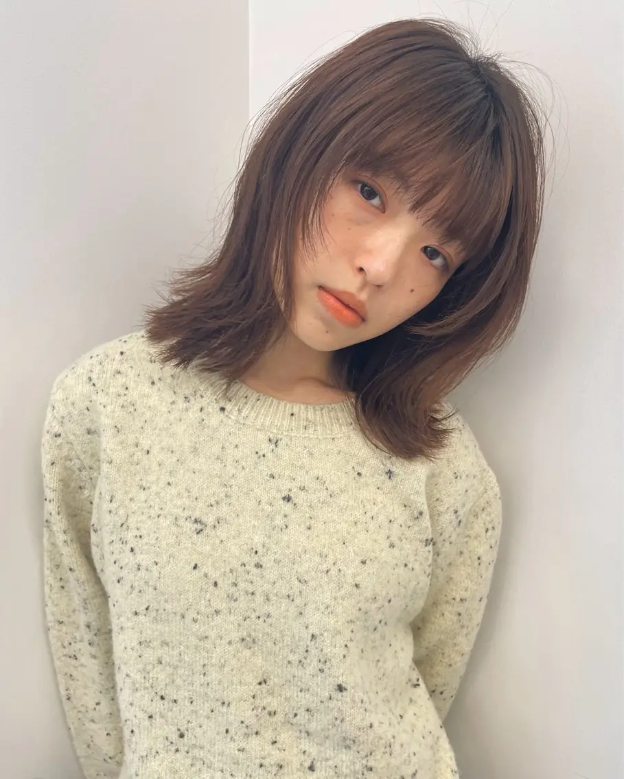 【🪷U30限定🪷】ミディアムレイヤーカット+2stepケアトリートメントの写真