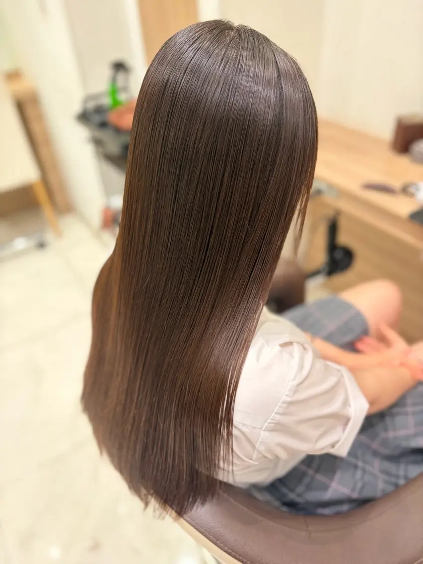 ロング パーマ カット 縮毛矯正 🐈‍⬛SARA🎀 縮毛矯正のヘアスタイル