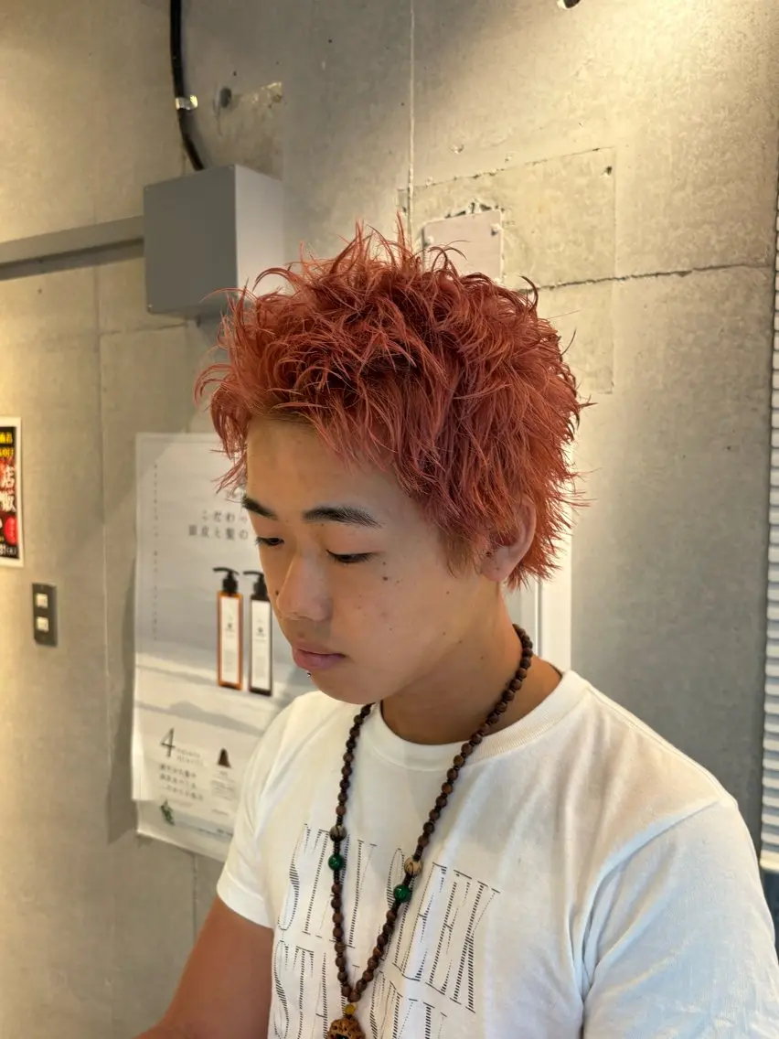 ショート カラー メンズ 🔥ジャス/ 無造作パーマ特化🔥のヘアスタイル