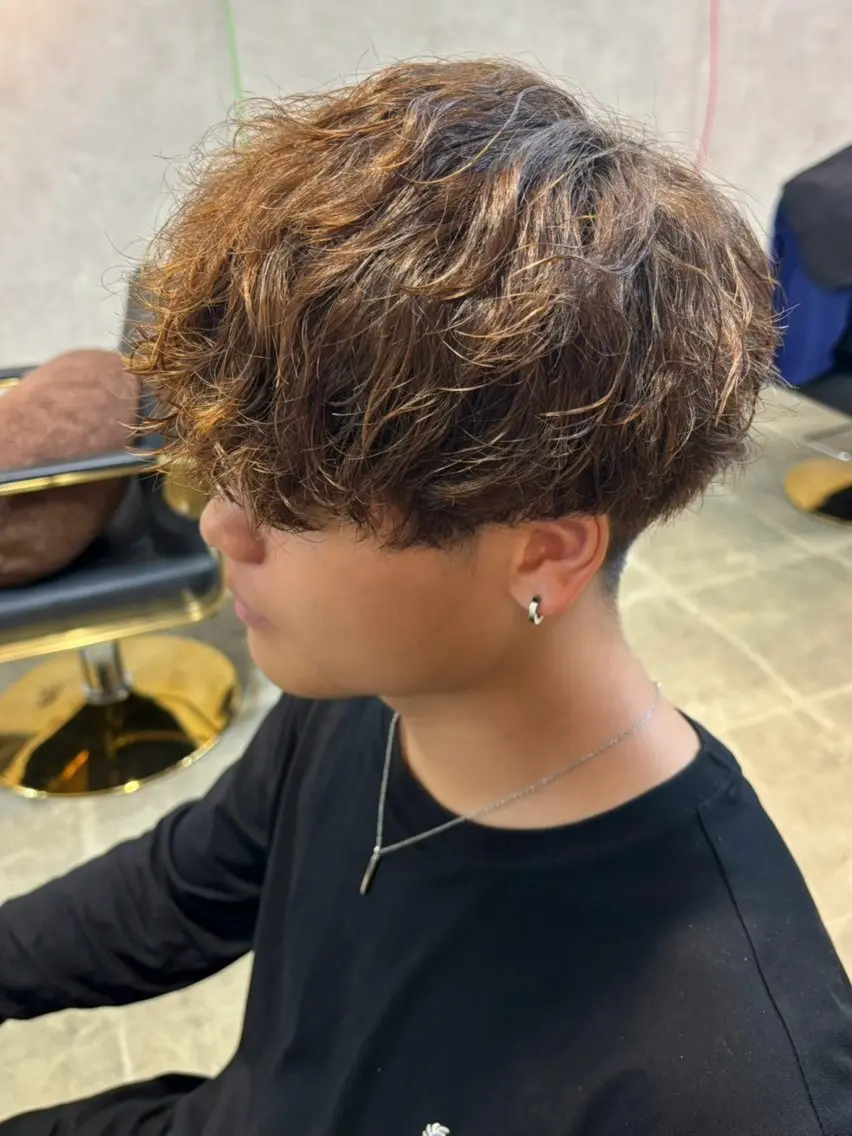パーマ メンズ 【aini天王寺】 𝐚𝐢𝐫𝐢✂︎のヘアスタイル