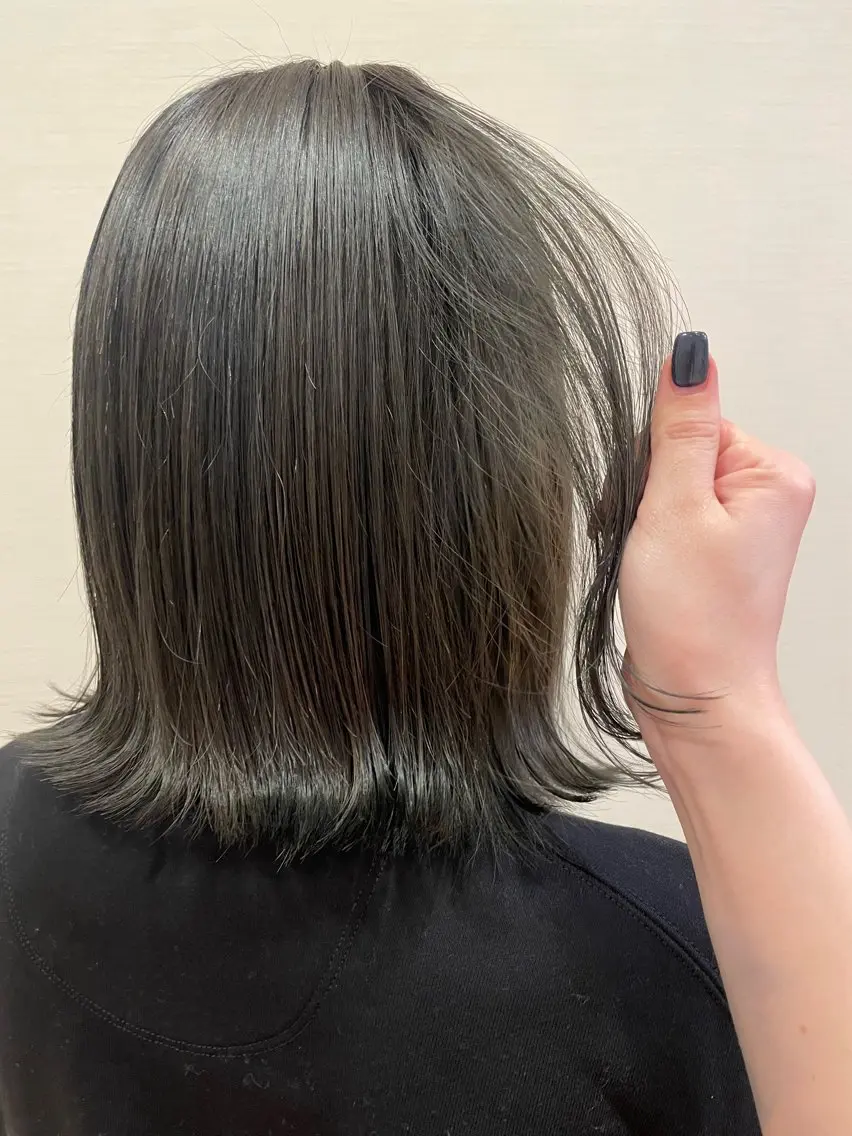 ミディアム カット ヘアカラー 💿 kanna💿のヘアスタイル