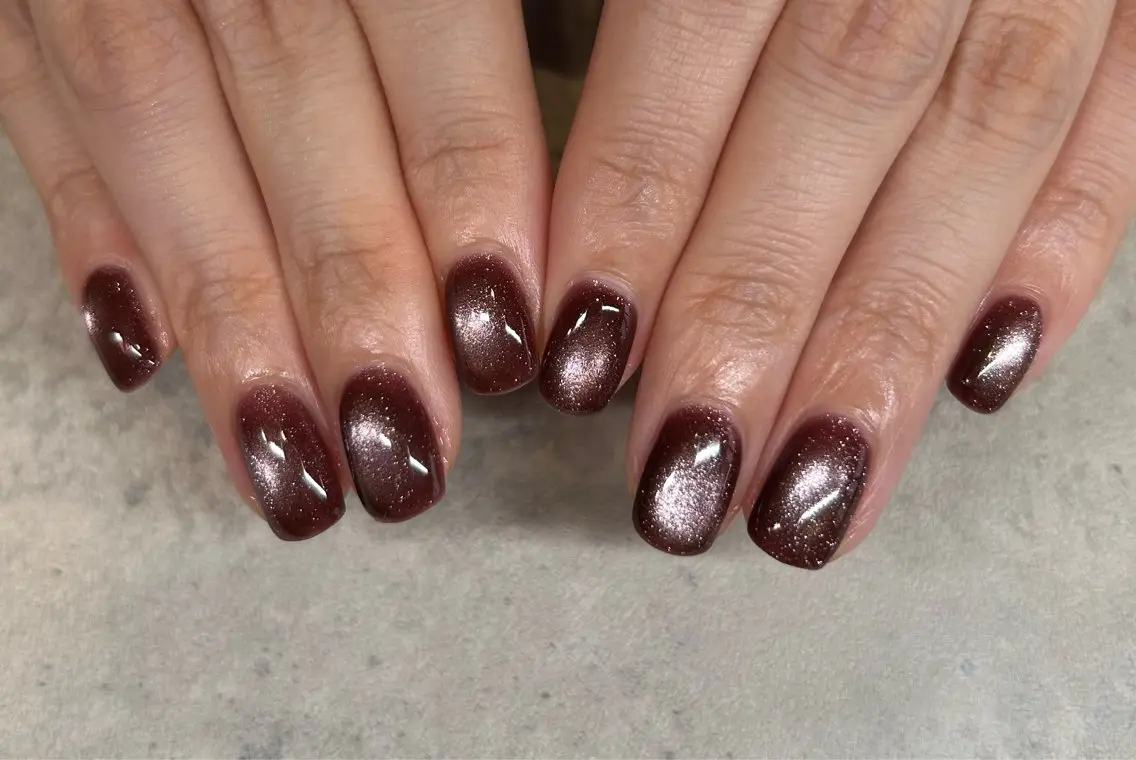 ネイル フラッシュネイル マグネットネイル ニュアンスネイル オフィスネイル ショートネイル sufu. nail YUKIのネイルデザイン