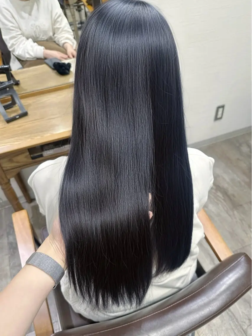 ロング ヘアカラー 🫧艶髪カラー/ 透明感カラー/ヒマリのヘアスタイル