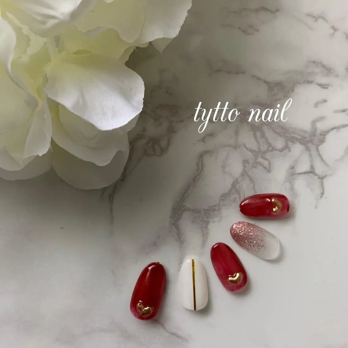 ネイル グラデーション ハート ラメ(グリッター) ラメグラデーション ミラーネイル ハンドネイル tytto nail ❤︎‪‪eri‪‪のネイルデザイン