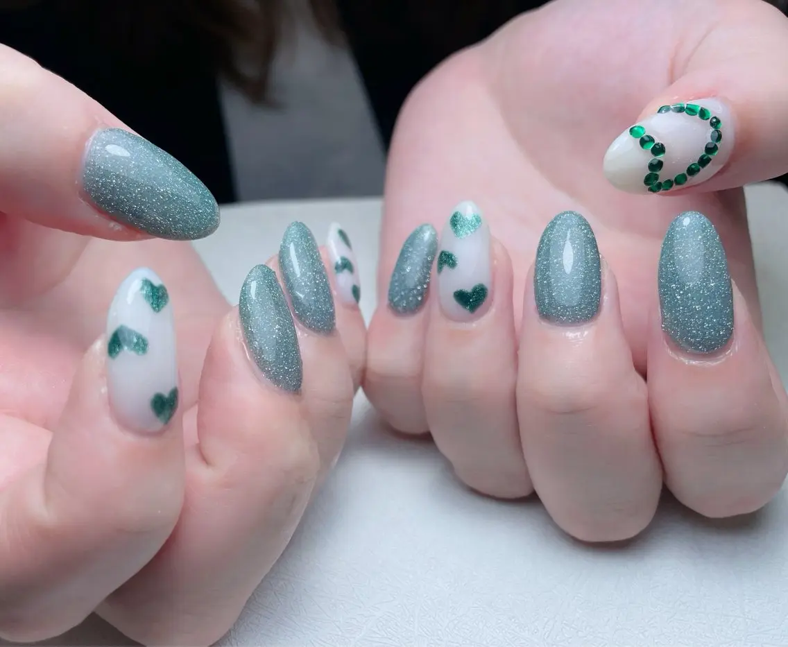 ネイル アートネイル 長さ出し フレンチネイル ジェルネイル ガーリー 中野駅から2分 MEO NAILのネイルデザイン
