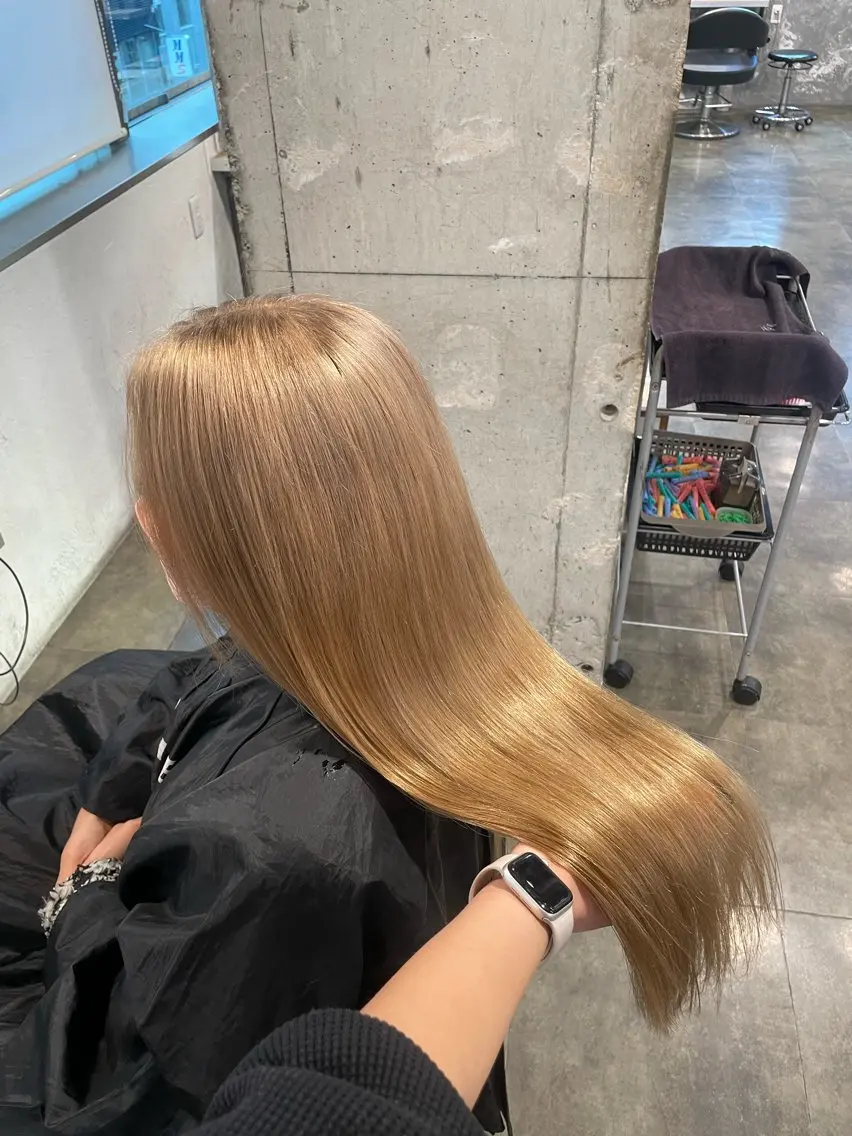ロング カラー ヘアカラー ハイトーン 横浜💞ミオのヘアスタイル