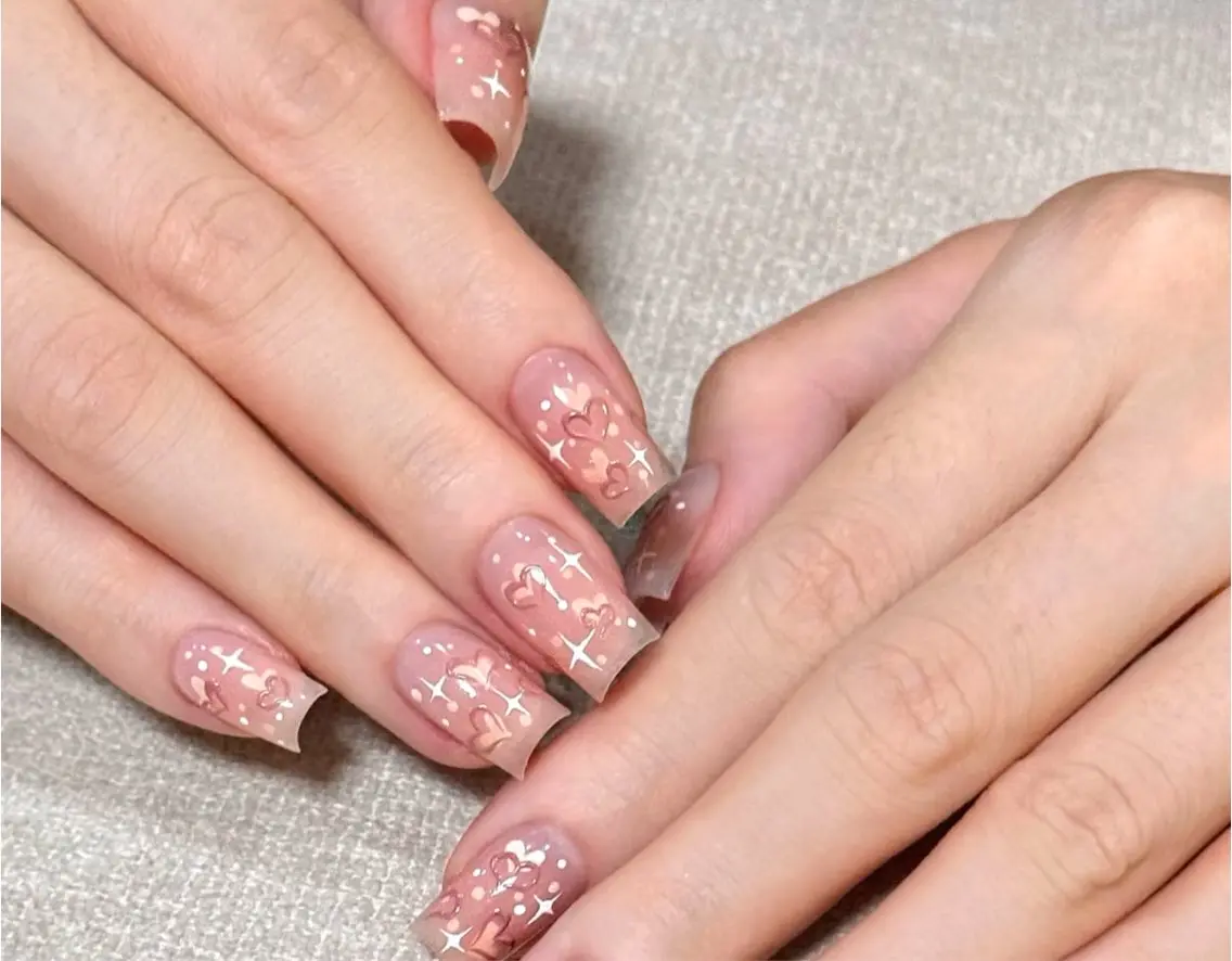 ネイル アートネイル オーロラネイル チークネイル フレンチネイル ガラスフレンチ ハンドネイル 🎀🎀YooLi Nail Salonのネイルデザイン
