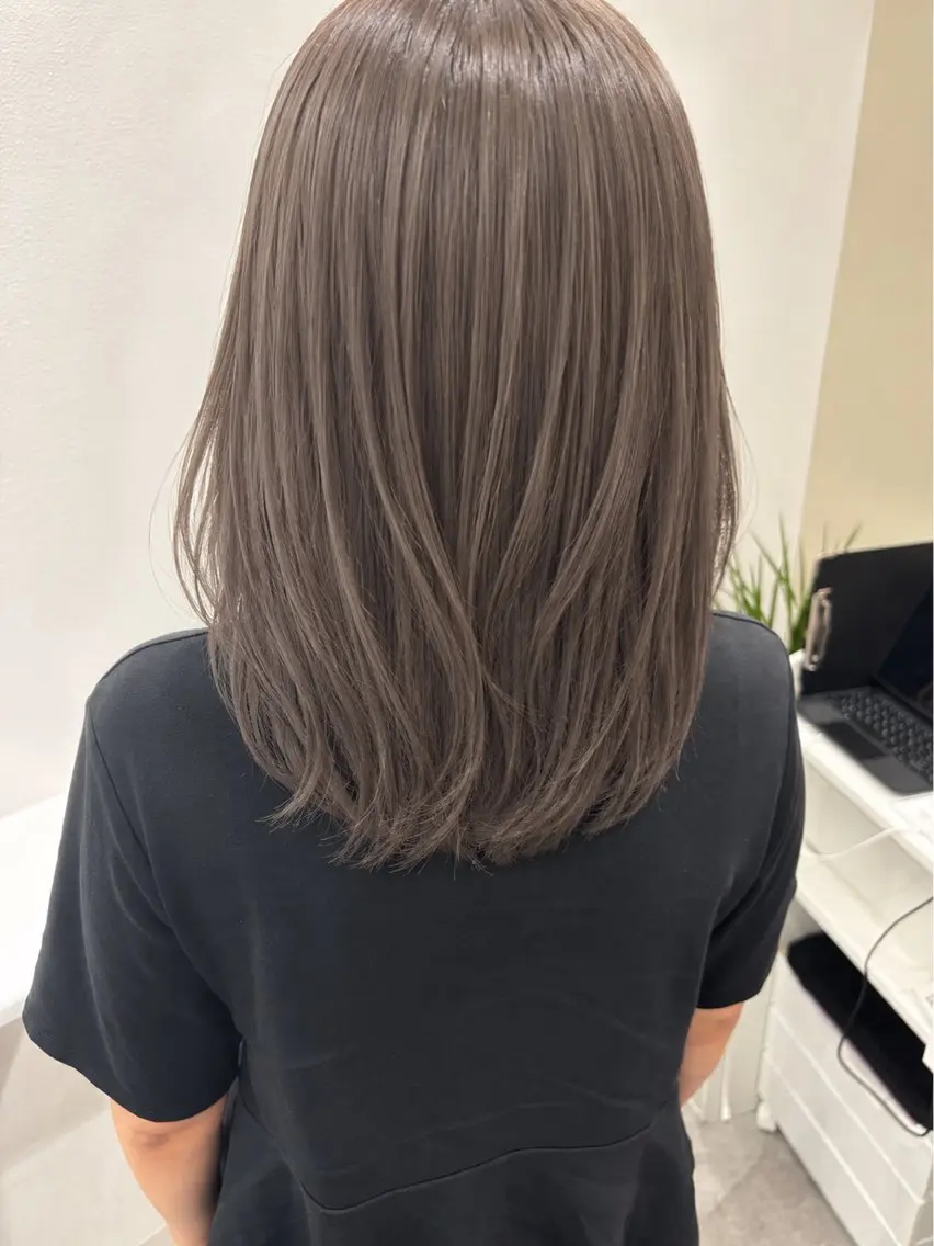 セミロング カット ヘアカラー トリートメント Lumo Yu-kiのヘアスタイル