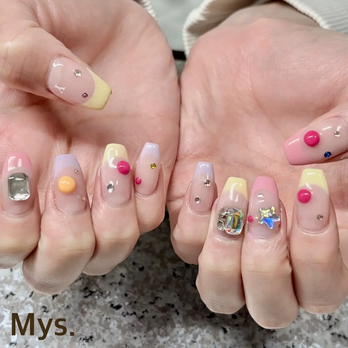 ネイル ハンドネイル Mys. 三上紗紀のネイルデザイン