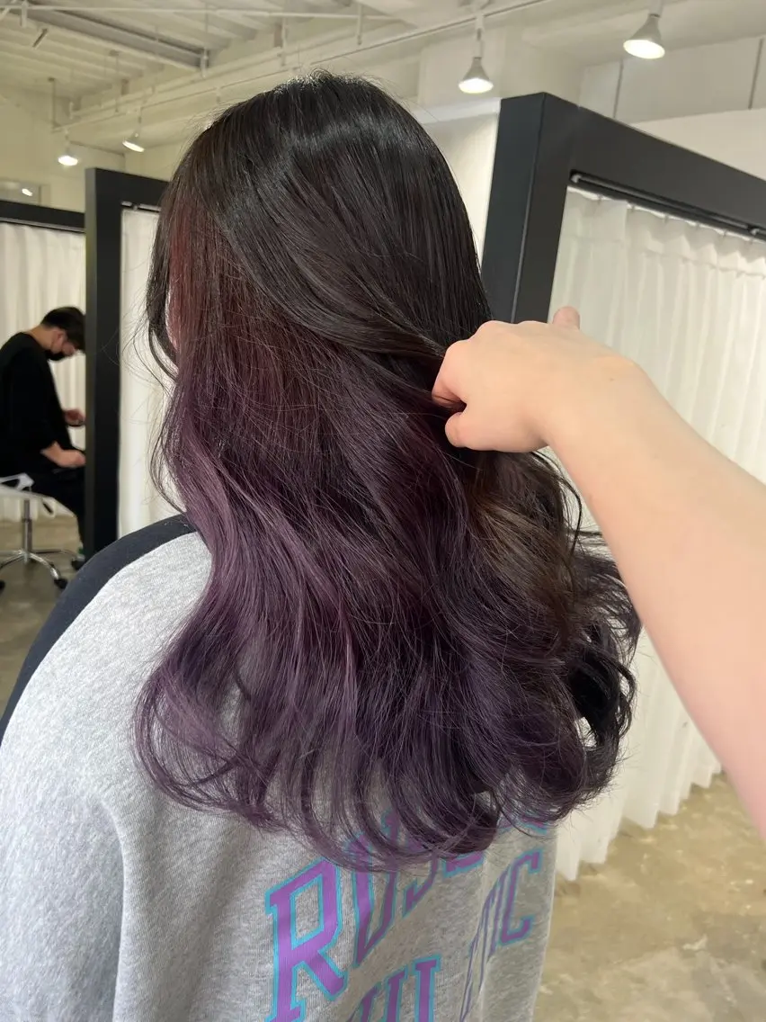 ロング カラー インナーカラー ラベンダーカラー バイオレットカラー カット ヘアカラー ヨシオカ マオのヘアスタイル