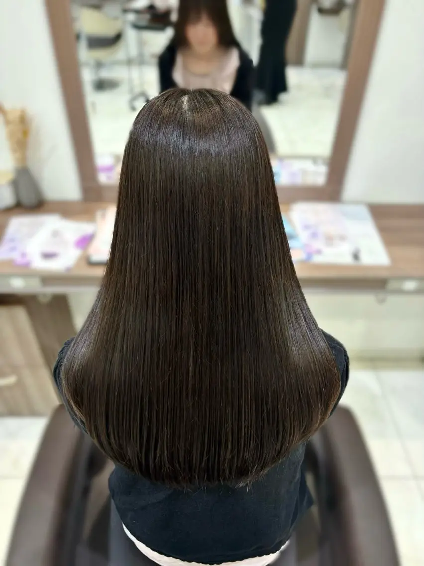 ロング カット ヘアカラー 🤍透明感カラー・ きらら‎🤍のヘアスタイル