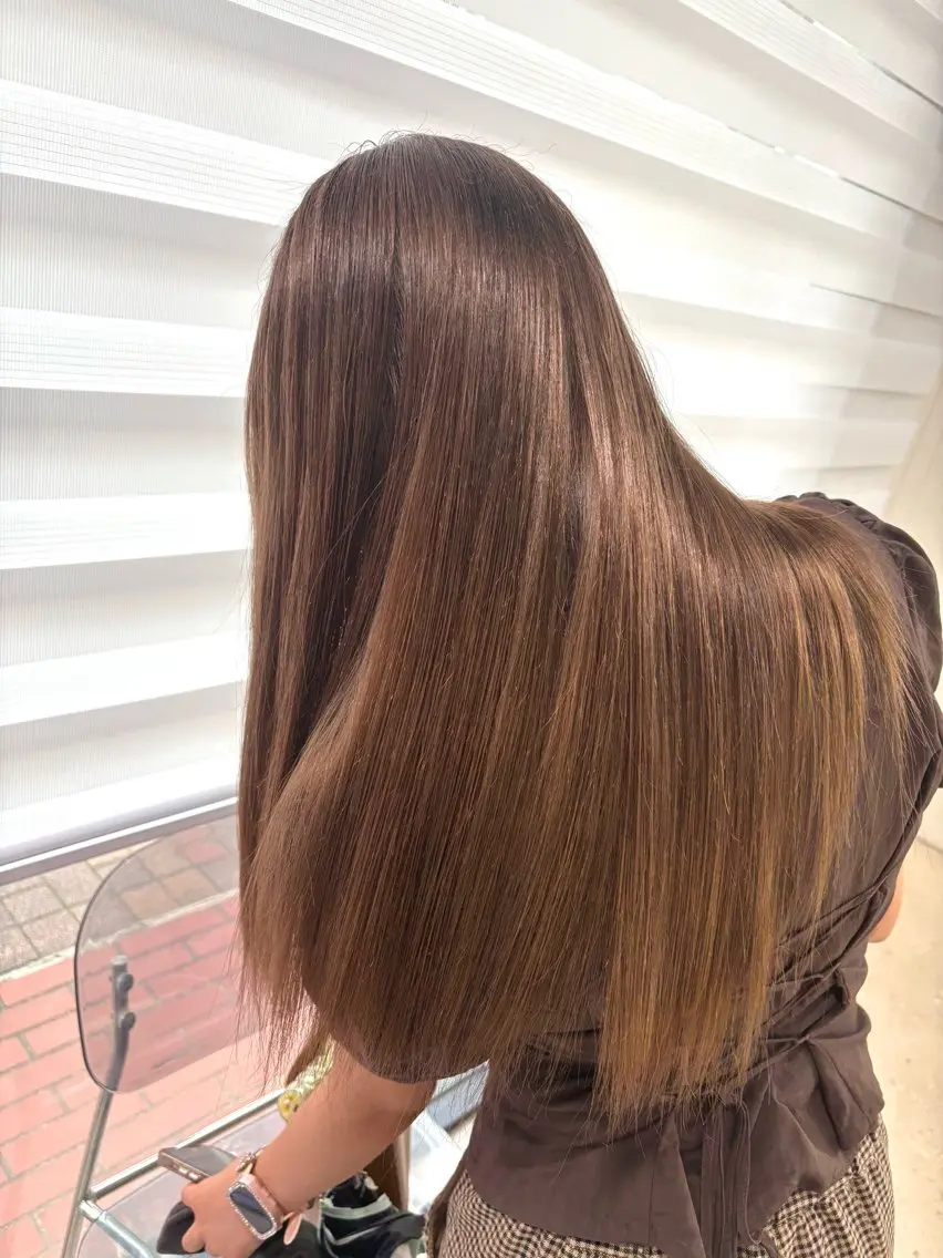 ロング カラー カット ヘアカラー 透明感/地毛風カラー AYAKAのヘアスタイル