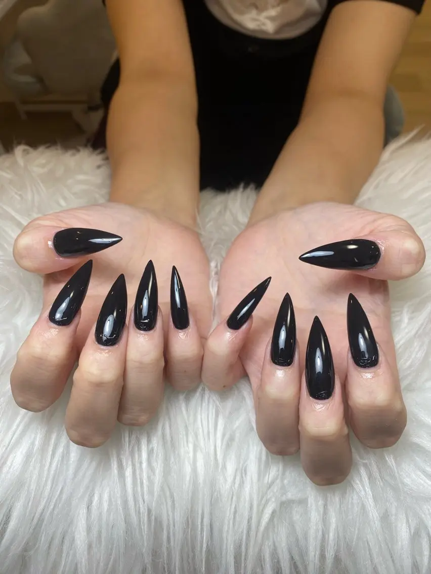ネイル ハンドネイル フットネイル REI NAILS SALONのネイルデザイン