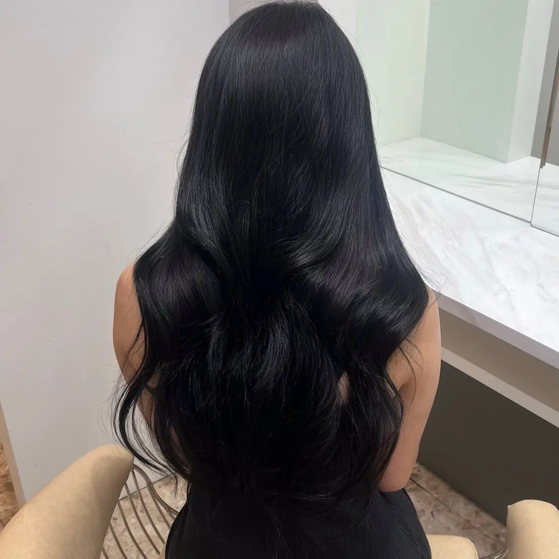 ロング カラー 黒髪 ブルーカラー ブルーブラック 透明感カラー 縮毛矯正/髪質改善 /ASUMI🫧のヘアスタイル
