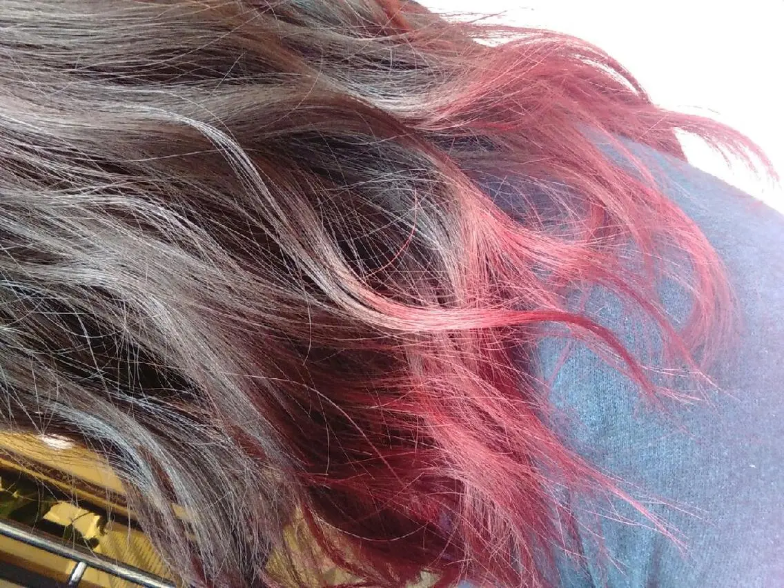 セミロング カラー ヘアアレンジ グラデーションカラー レッドカラー Ma ruのヘアスタイル