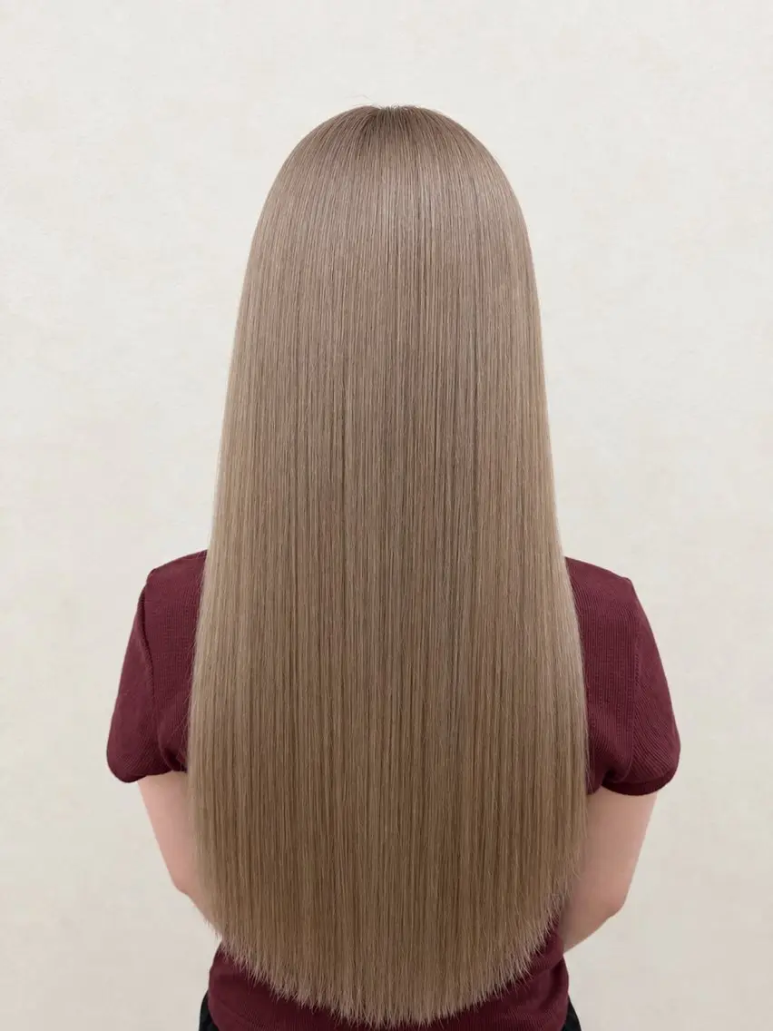 ロング カラー ヘアカラー 村石 琉杏のヘアスタイル