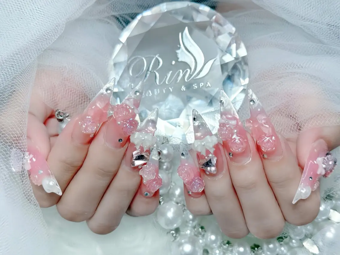 ネイル オーロラネイル チークネイル 桜ネイル クリアネイル ドット ハンドネイル Rin Nail Shinokuboのネイルデザイン