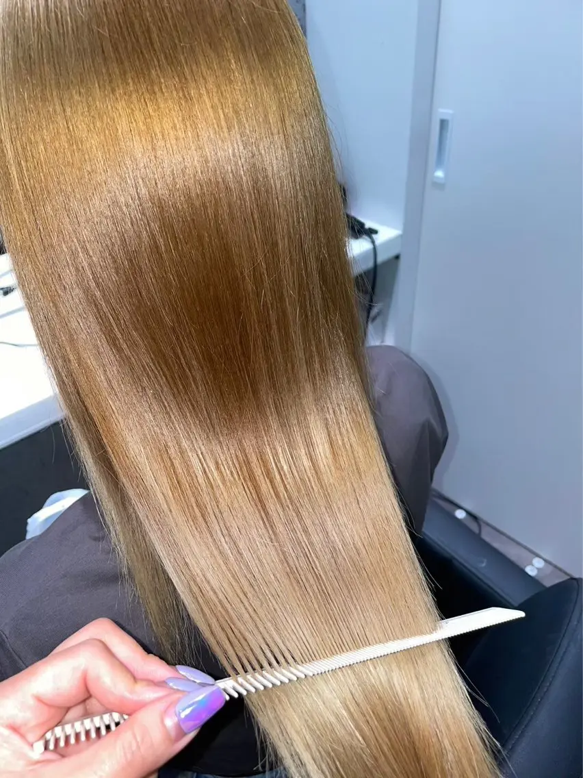 ロング カラー シールエクステ ブリーチ ケアブリーチ デザインカラー ダブルカラー 🦋韓国hair🦋 エクステ店長sakiのヘアスタイル