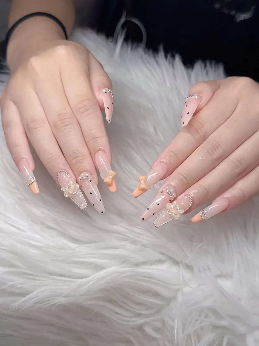 ネイル Lee Nailsのネイルデザイン
