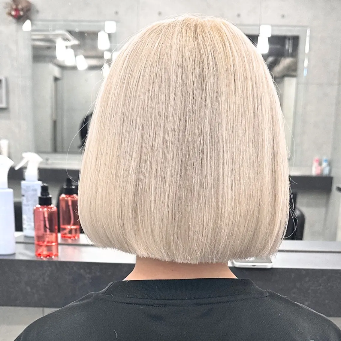 カラー ベージュカラー ブリーチ 透明感カラー ダブルカラー ハイトーンカラー ヘアカラー Endearing 銀座/レイヤーカットのヘアスタイル