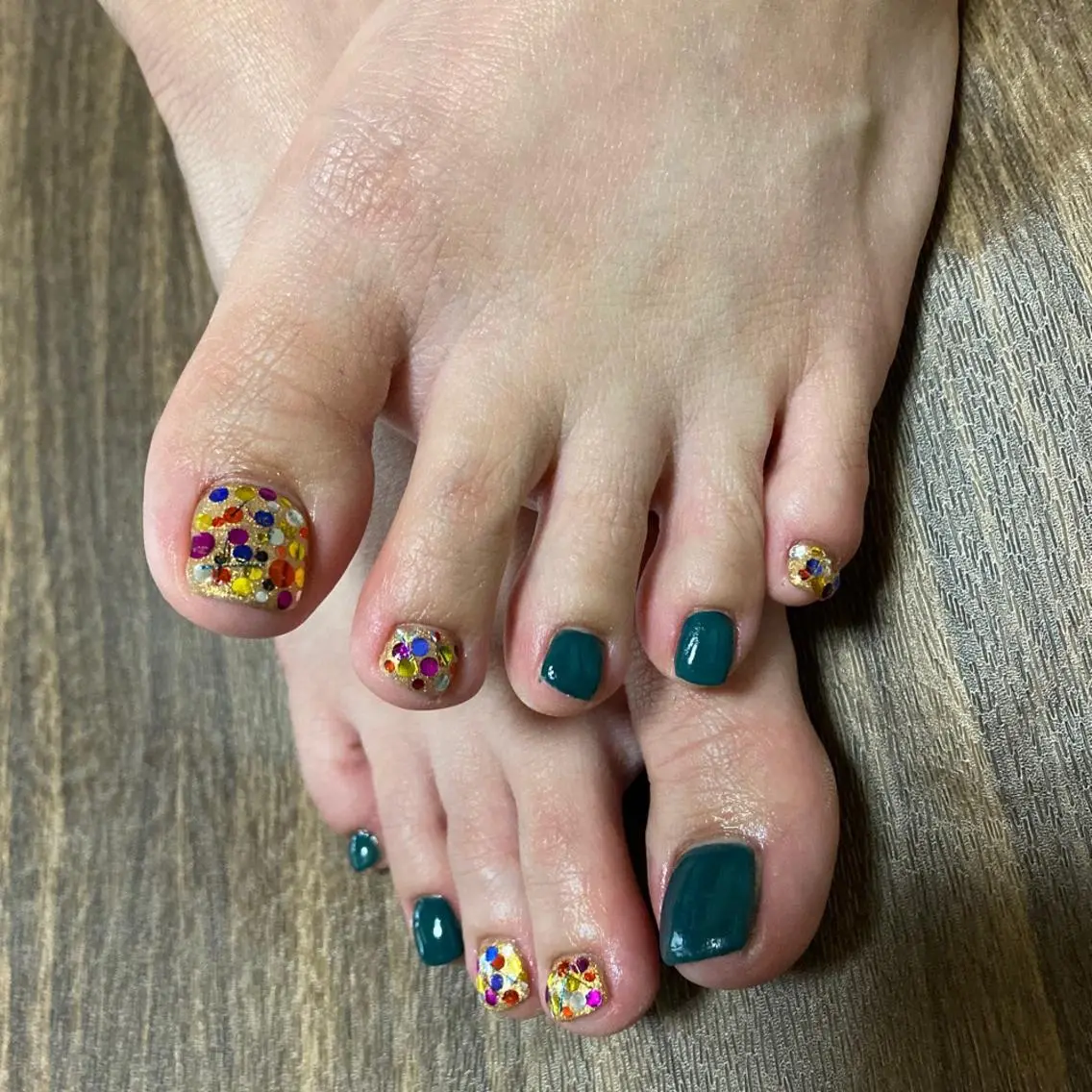 ネイル フットネイル キラキラネイル 東大阪/ ROBED nail salonのネイルデザイン
