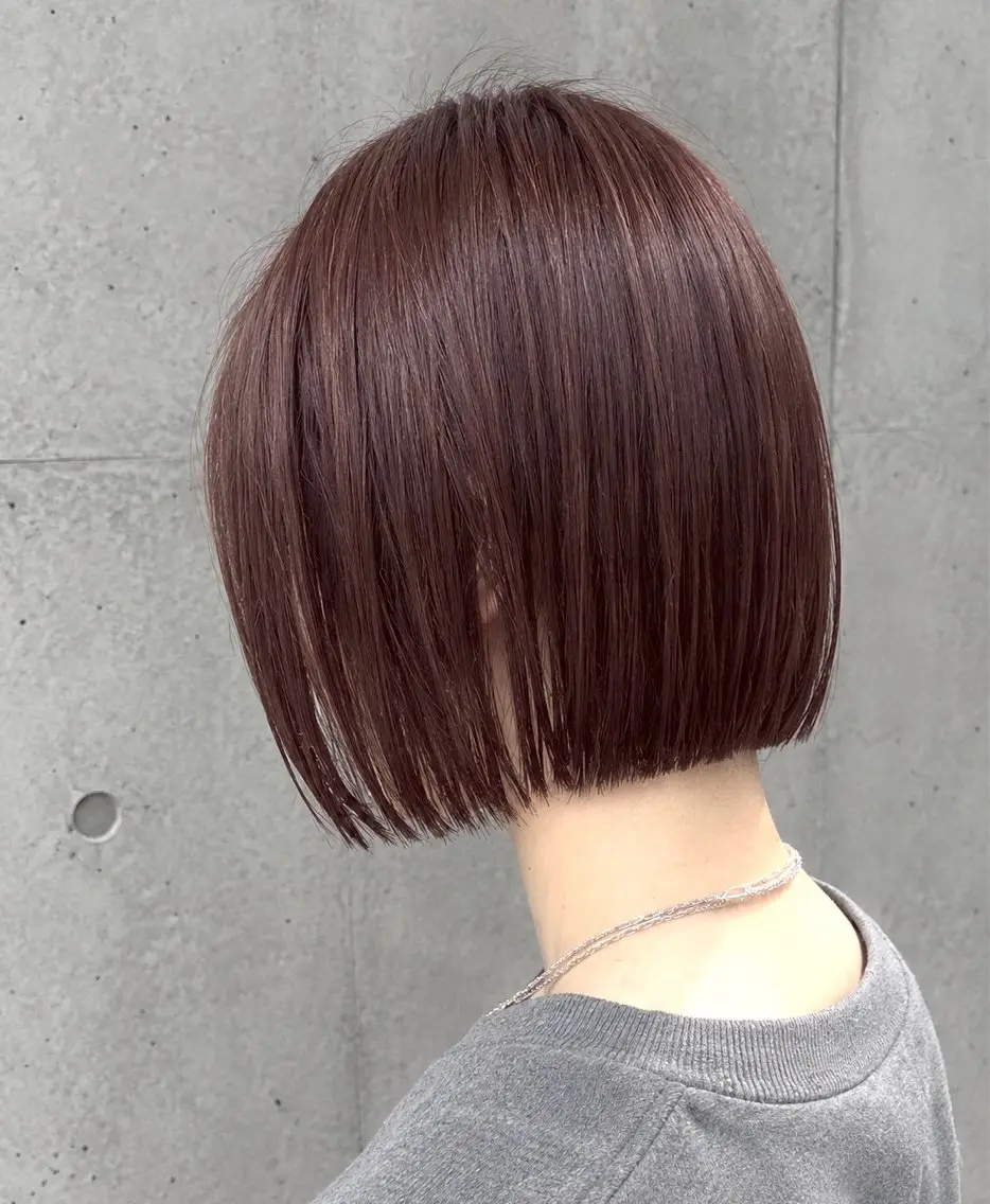 ショート 前下がりボブ レッドブラウン ボブ ミニボブ/レイヤー ボブ/渋谷/ 宍戸のヘアスタイル