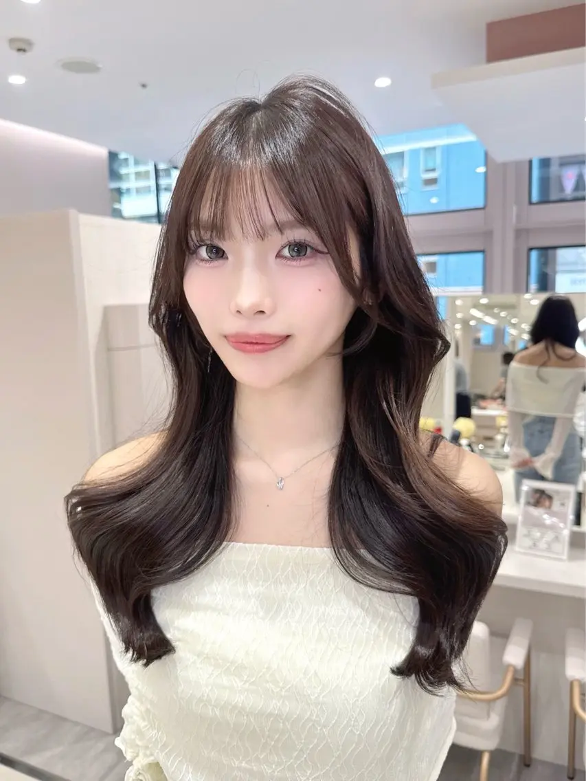 ロング カラー カット ヘアカラー トリートメント ヘッドスパ ヘアセット 韓国ヘア/レイヤー/ 顔まわり/りょーとのヘアスタイル
