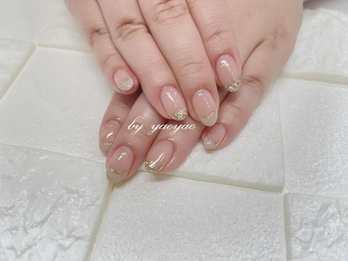 ネイル フレンチネイル ガラスフレンチ Umi nail& eyelashのネイルデザイン