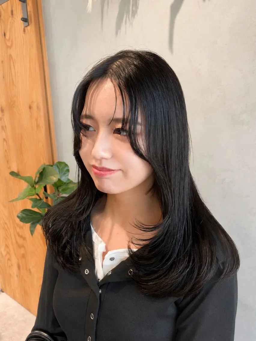 セミロング 顔周りカット レイヤーカット 宮田 蓮のヘアスタイル
