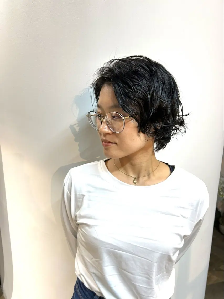 パーマ ⚪️ニュアンスカラー ⚪️ハイトーン マユのヘアスタイル