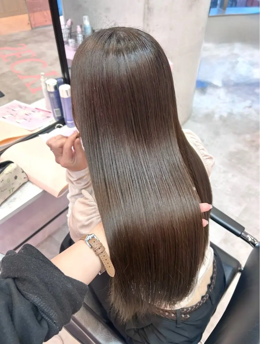 ロング ヘアカラー 透明感/艶カラー 💘Hanaのヘアスタイル