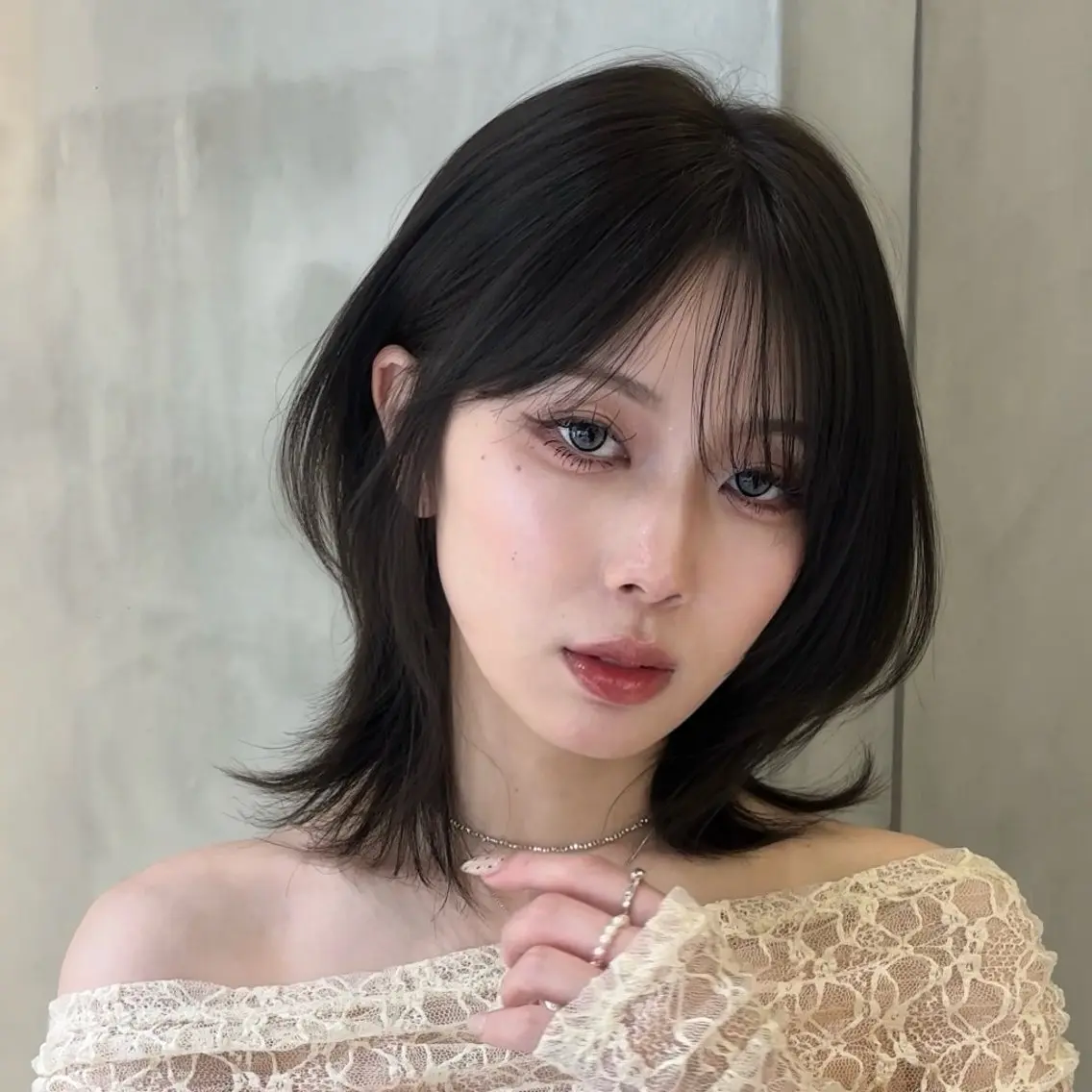 ミディアム カラー ボブレイヤー ボブ レイヤーカット 似合わせカット カット ヘアカラー トリートメント 《髪質改善✖️レイヤ ー🩶》ナオヤのヘアスタイル