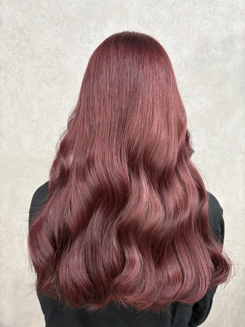 ロング 🩶西 雪乃/透明感 くすみカラー🫧のヘアスタイル