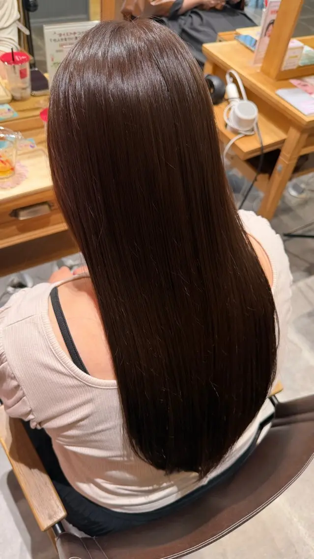ロング カラー ベージュカラー 透明感カラー オリーブベージュ 髪質改善 ヘアカラー 梅田茶屋町/ /井上翔馬のヘアスタイル