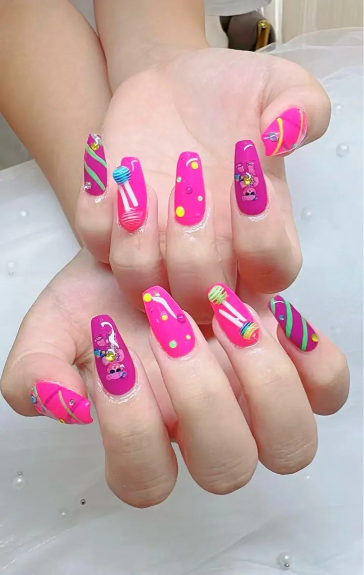 ネイル フットネイル フレンチネイル ジェルネイル ガラスフレンチ 韓国ネイル ハンドネイル ハンドケア The Nail & Eye Lashの眉毛・アイブロウイメージ