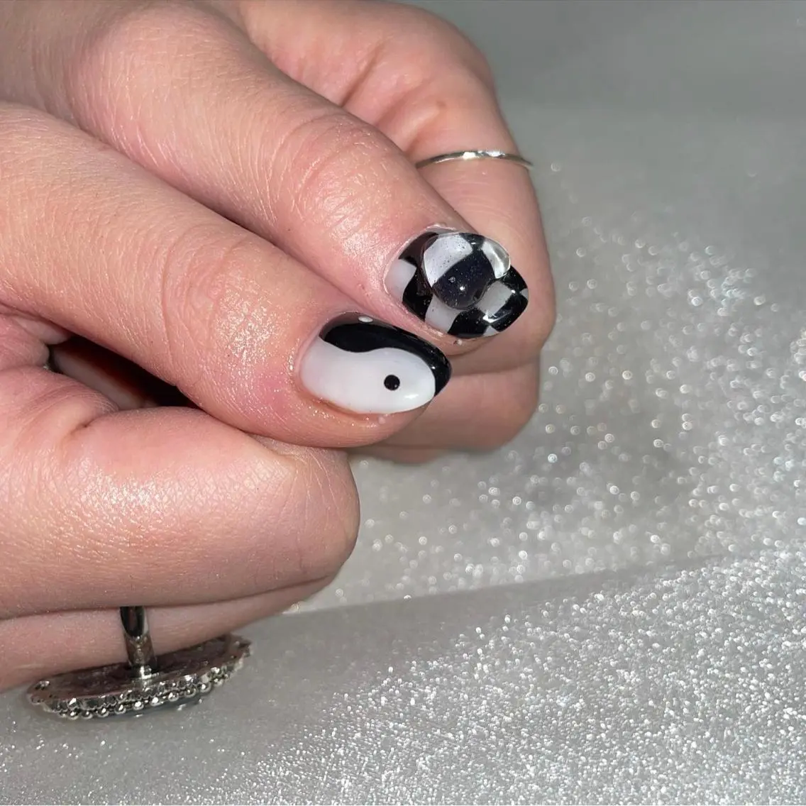 ネイル フレンチネイル ガーリー ハート ニュアンスネイル ハンドネイル ハンドケア lylynail YUUKAのネイルデザイン
