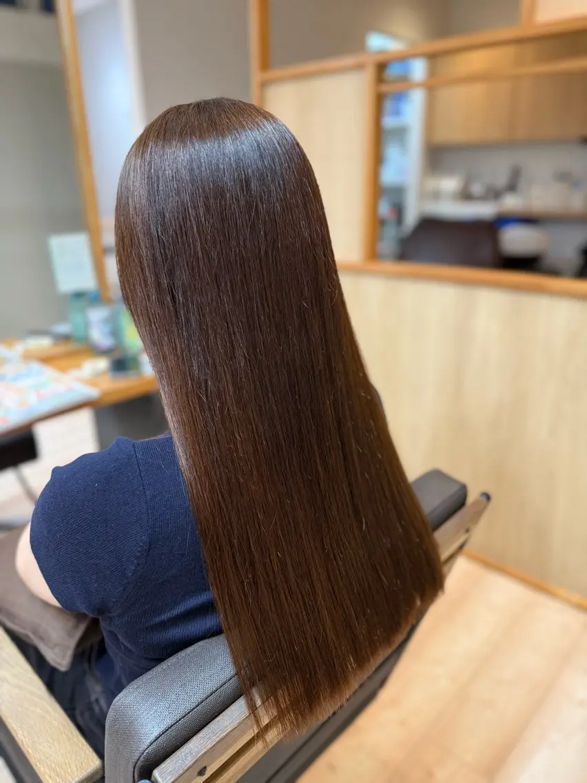 ロング カット 縮毛矯正 いまい ひまりのヘアスタイル