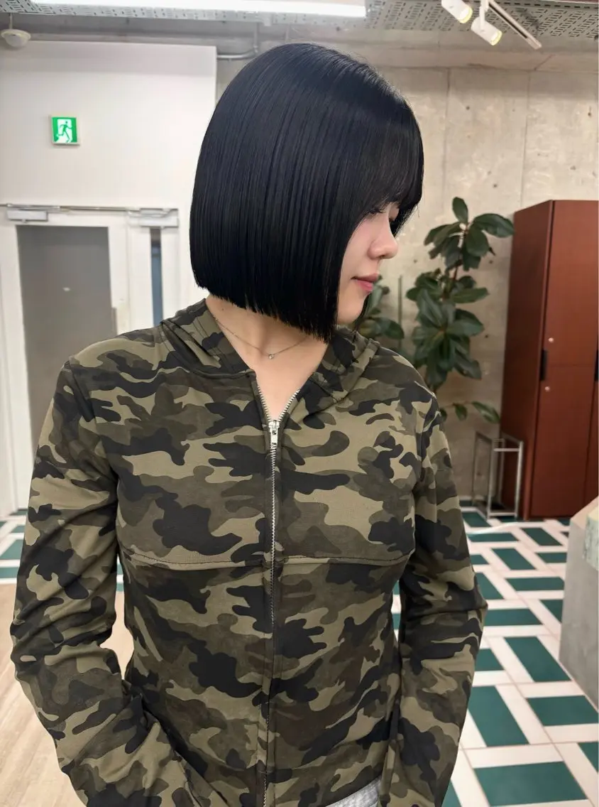 ショート 切りっぱなしボブ ボブ ひかり/透明感カラー /ボブのヘアスタイル