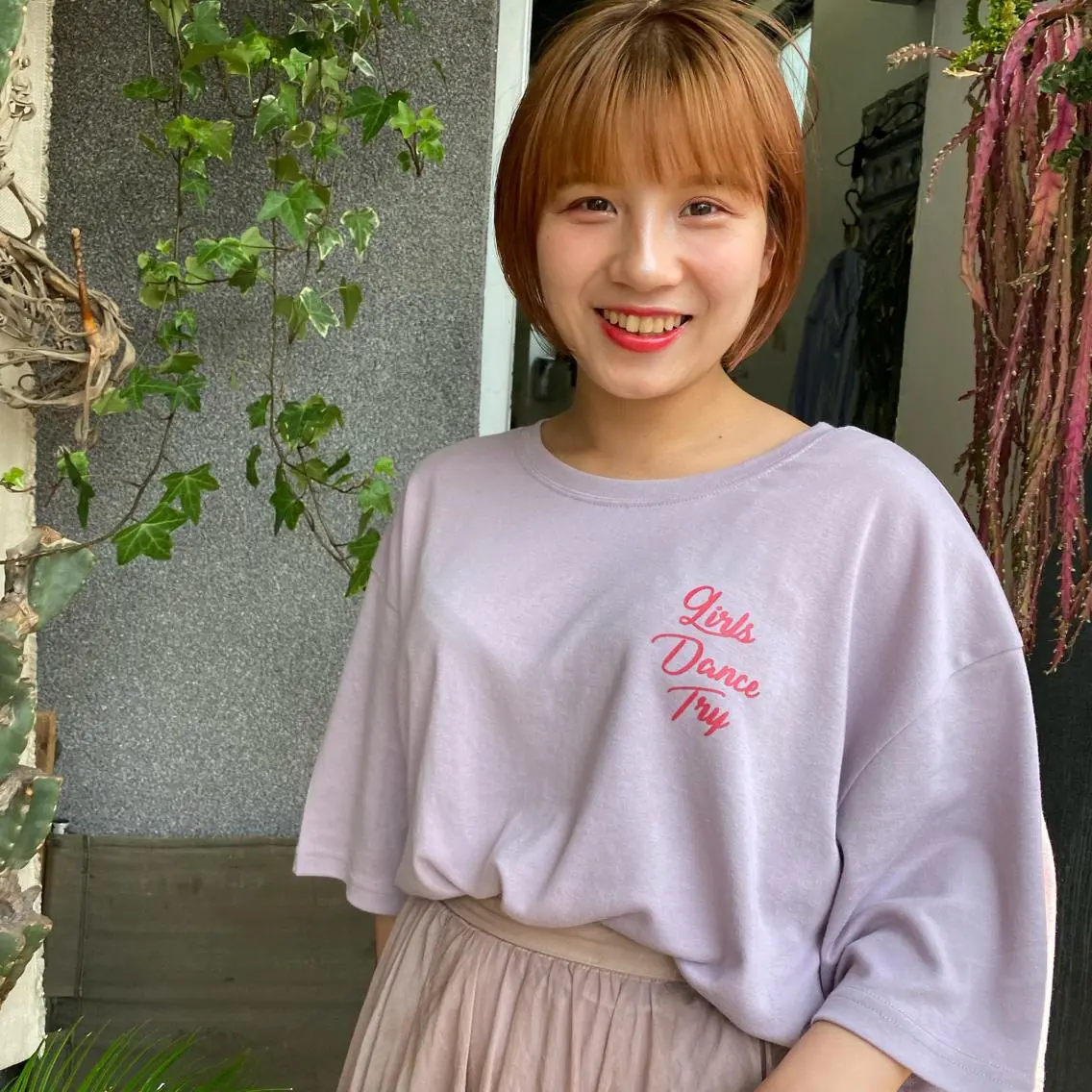 ショート カラー バレイヤージュ ブリーチ ケアブリーチ ダブルカラー グラデーションカラー ヘアカラー トリートメント qiie/ワンカラー インナーカラーのヘアスタイル