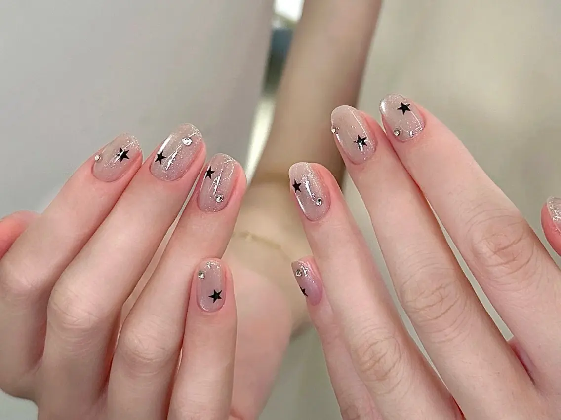 ネイル 💅🏻 ayakaのネイルデザイン
