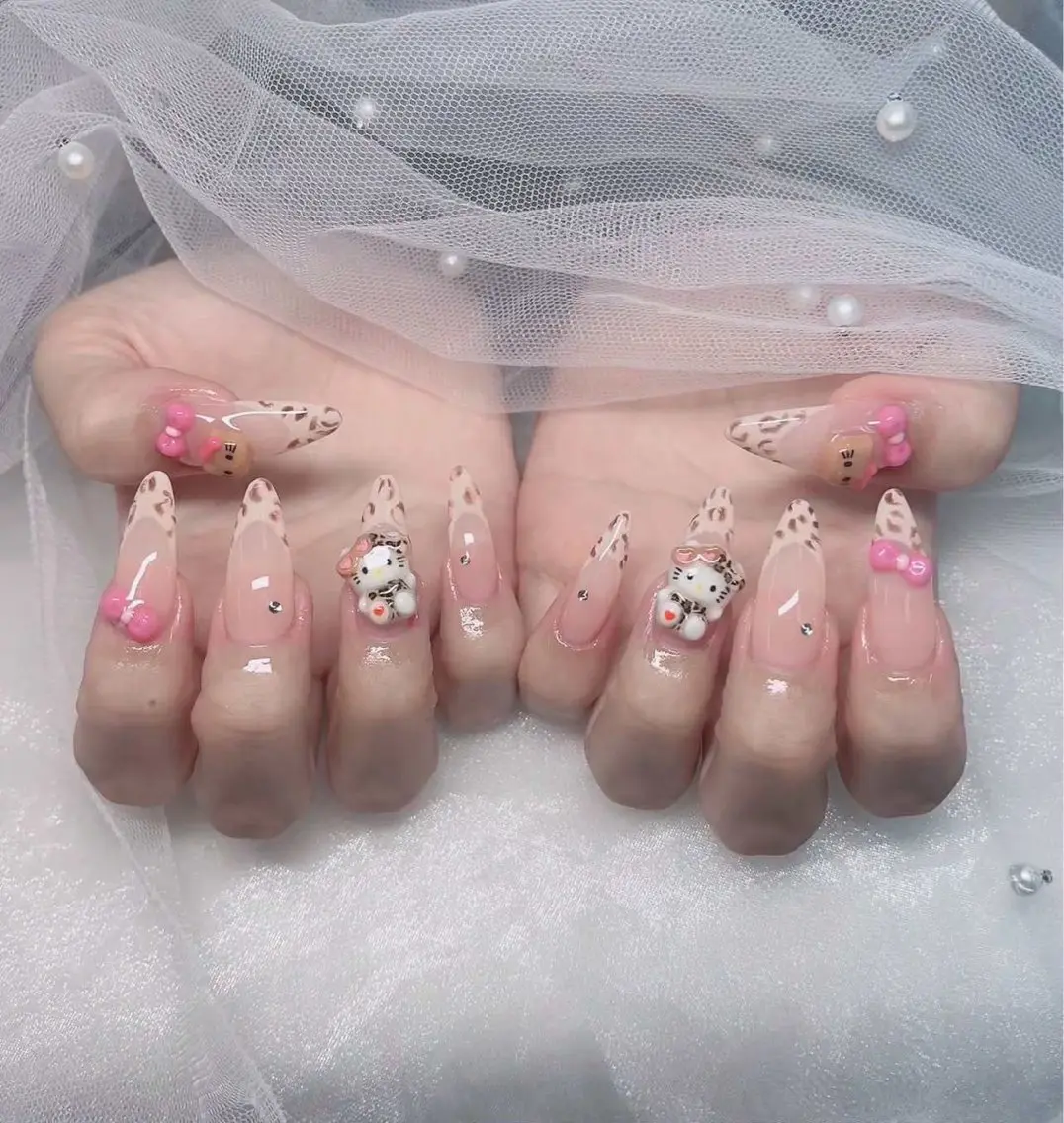 ネイル MIYU．nail Mariaのネイルデザイン