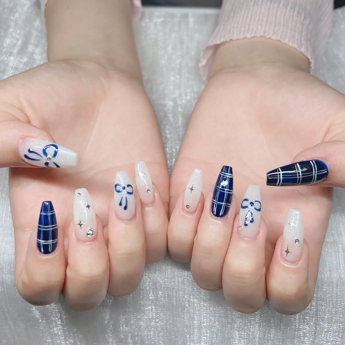 ネイル 長さ出し グラデーション キラキラネイル マグネットネイル ニュアンスネイル ハンドネイル Lee Nails チップ長さだし専門店のネイルデザイン